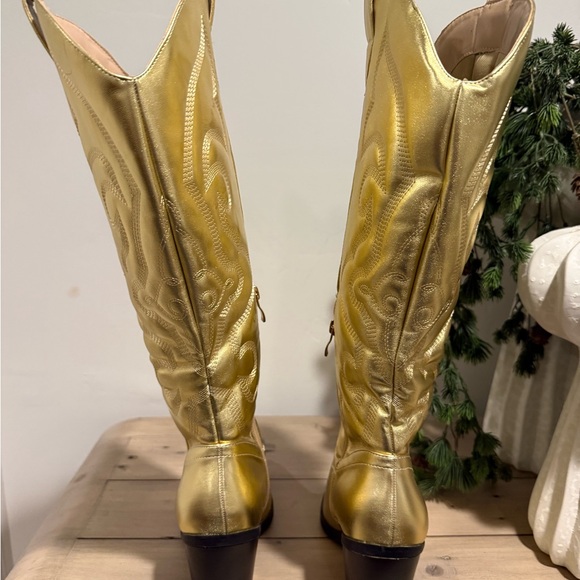 Shiny Gold Cowboy Boots - Picture 3 of 4